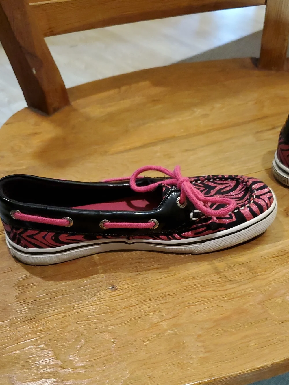 Girl's Size 3 Sperry Sparkly Black and Hot Pink Zebra Boat Shoes